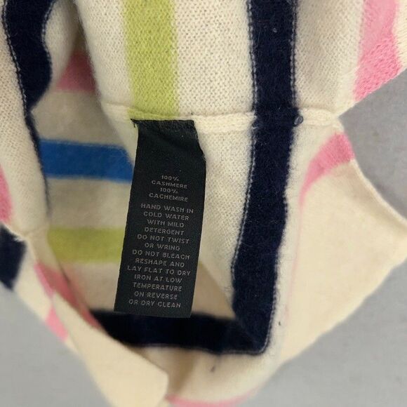 Saks Fifth Avenue Sweater Womens Small Cream Pink Blue Striped Cashmere Luxury - Picture 10 of 13